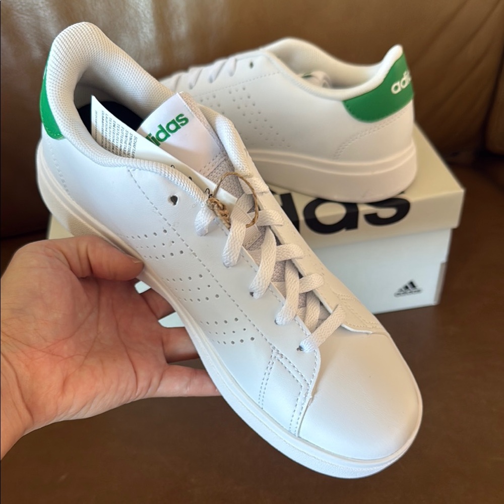 Adidas Advantage Base 2.0 J Big Kids Size 4 White and Green Tennis Shoe Sneakers